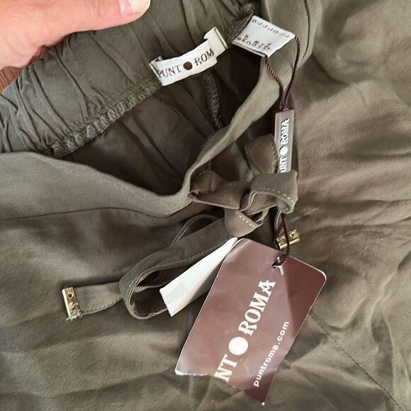 Ann Taylor Capri tan cuffed Capri pants 6 curvy - Picture 2 of 4